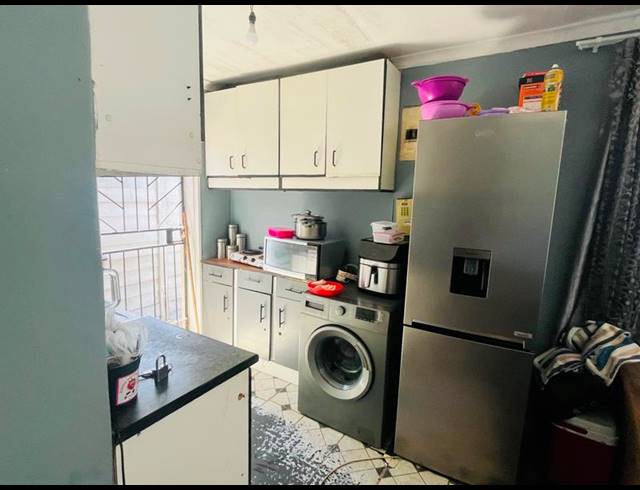 2 BEDROOM HOUSE FOR SALE IN GRACELAND